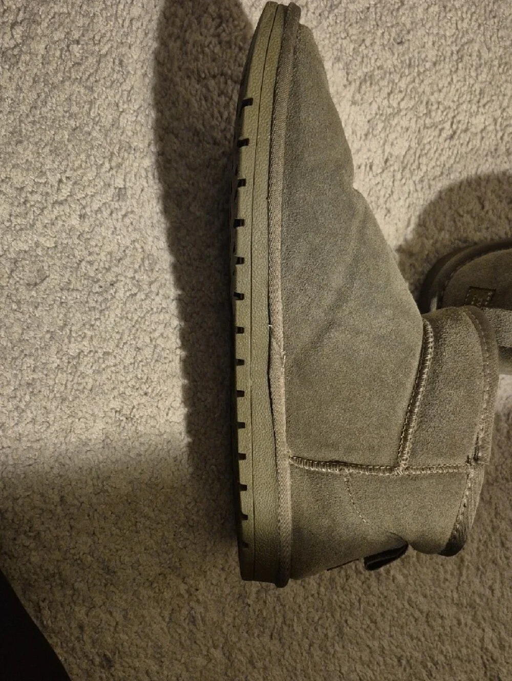 Cozy Women's Winter Ankle Boots in Olive Green
